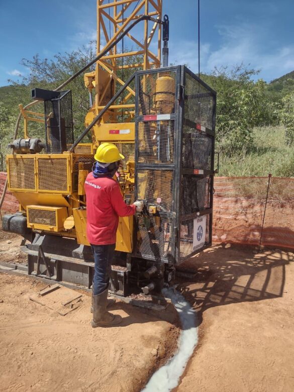 Sonda rotativa para ensaio geotecnico da apl